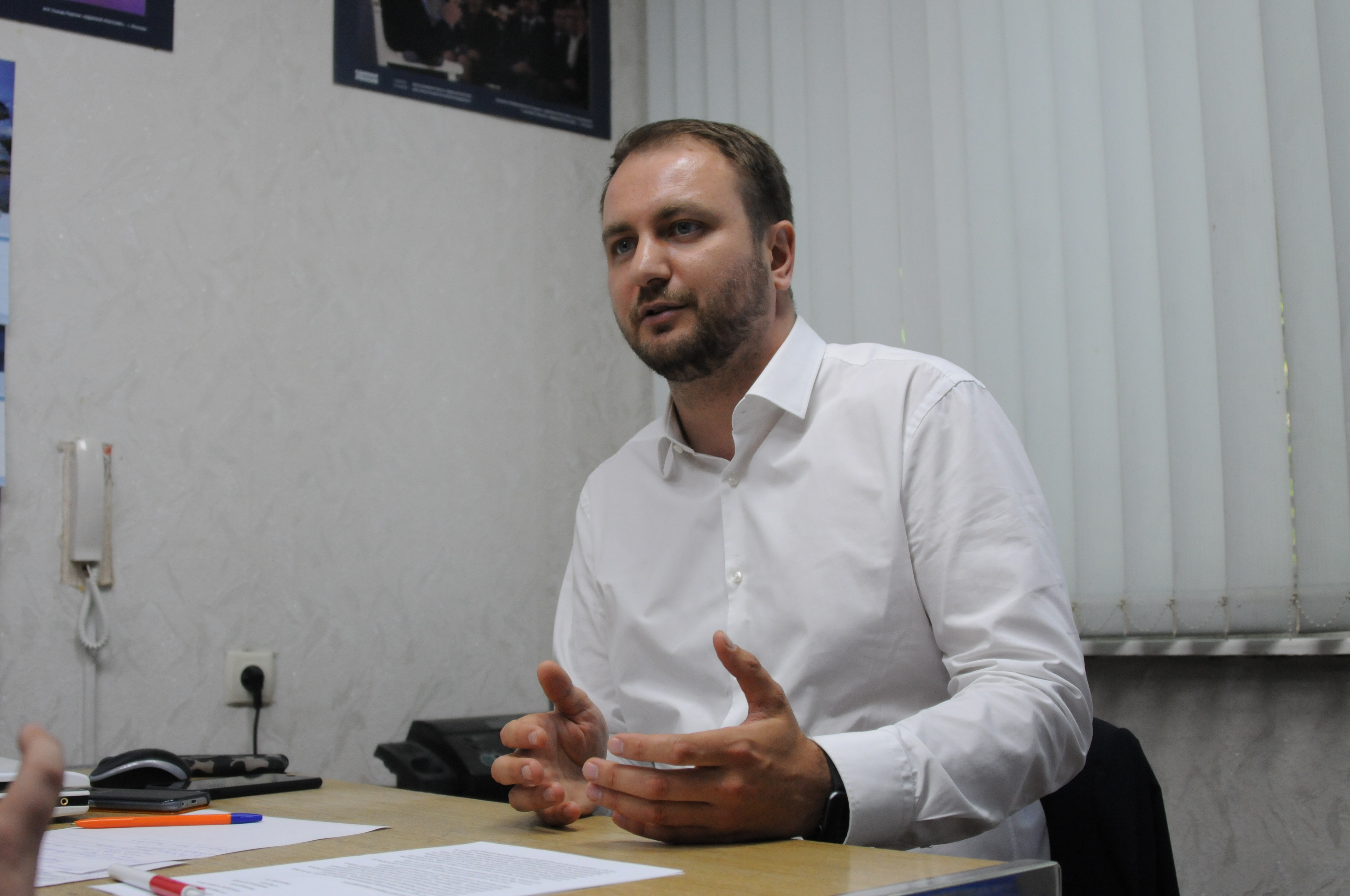 Кирилл Щитов предложил сделать обязательной аутентификацию лиц водителей каршеринга