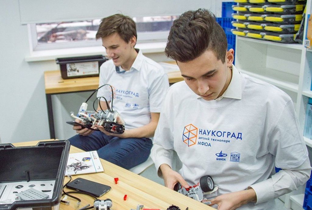 Школьников бесплатно научат 3D-моделированию и компьютерной анимации в столичных технопарках. Фото: сайт мэра Москвы