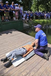 Московские школьники познакомились с работой водных спасателей. Фото: пресс-служба ГОЧСиПБ