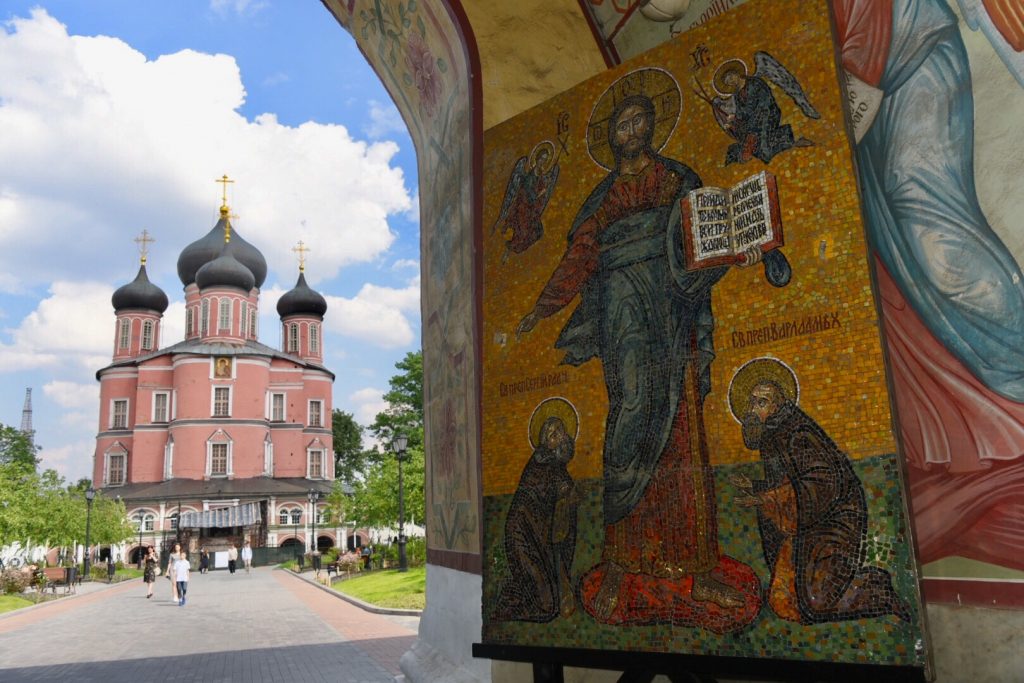 Библию обсудят гости Донского монастыря. Фото: Владимир Новиков, «Вечерняя Москва»