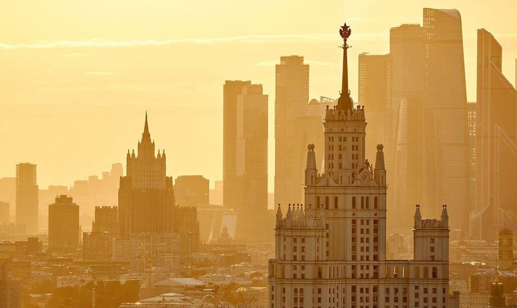Сбербанк, ВТБ, Mаil.ru и РЖД предупредили о штрафах за нарушение удаленки. Фото: сайт мэра Москвы