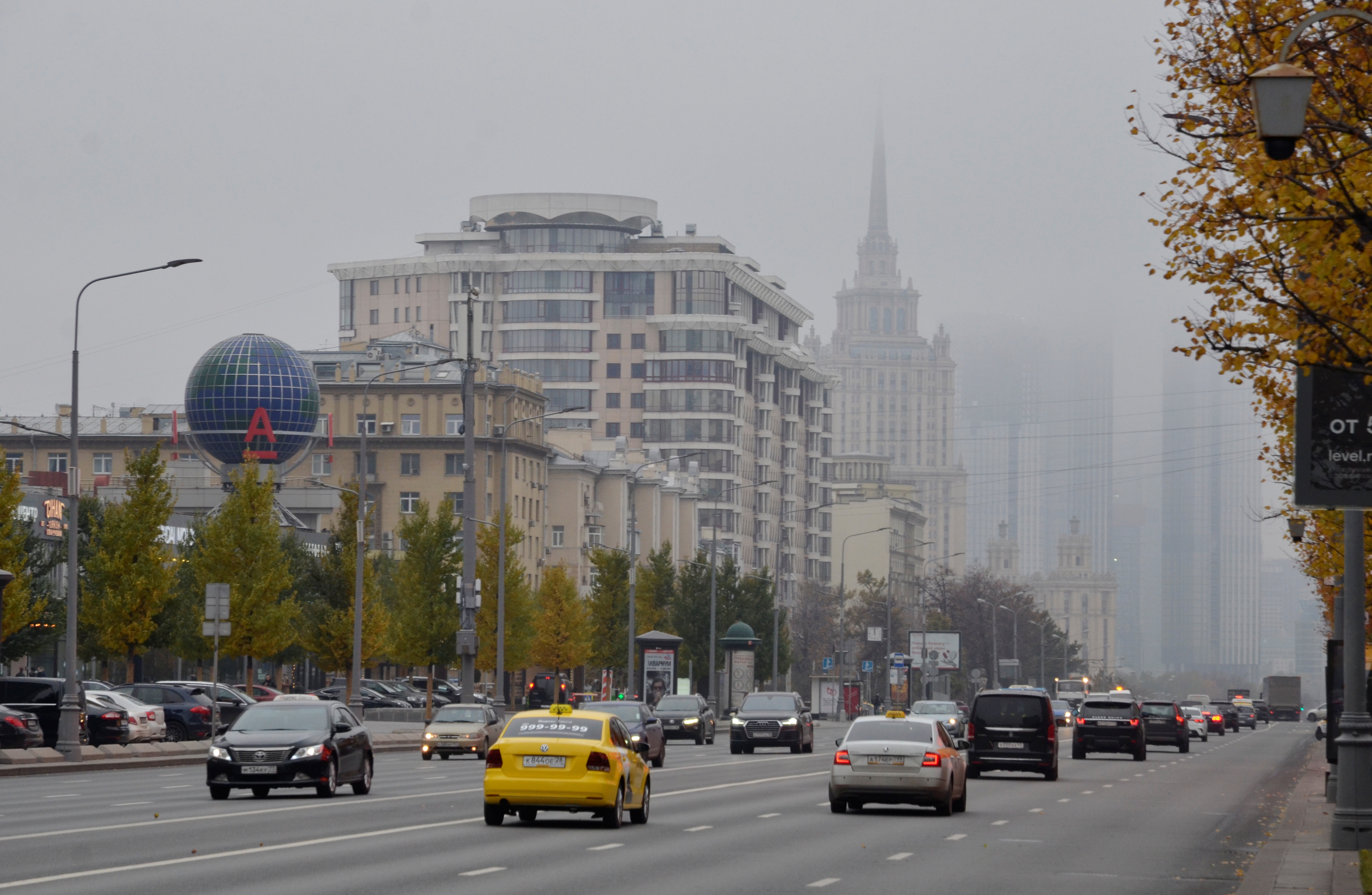 Жителям Москвы пообещали пасмурную пятницу