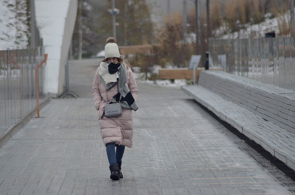 Температура воздуха выше нуля ожидается в Москве и области к Новому году. Фото: Анна Быкова
