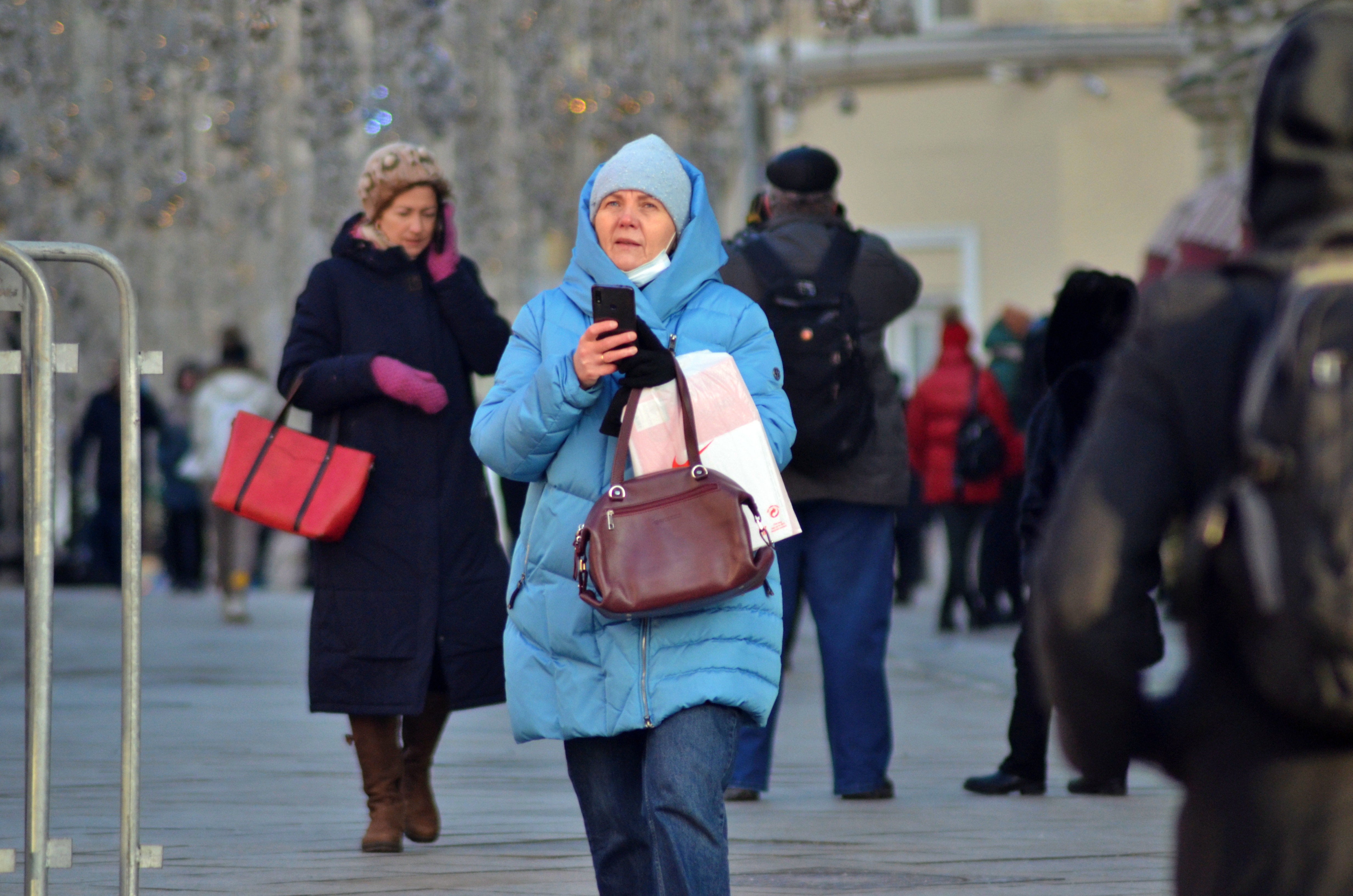 Почти 5000 новых случаев коронавируса выявили в Москве за сутки. Фото: Анна Быкова