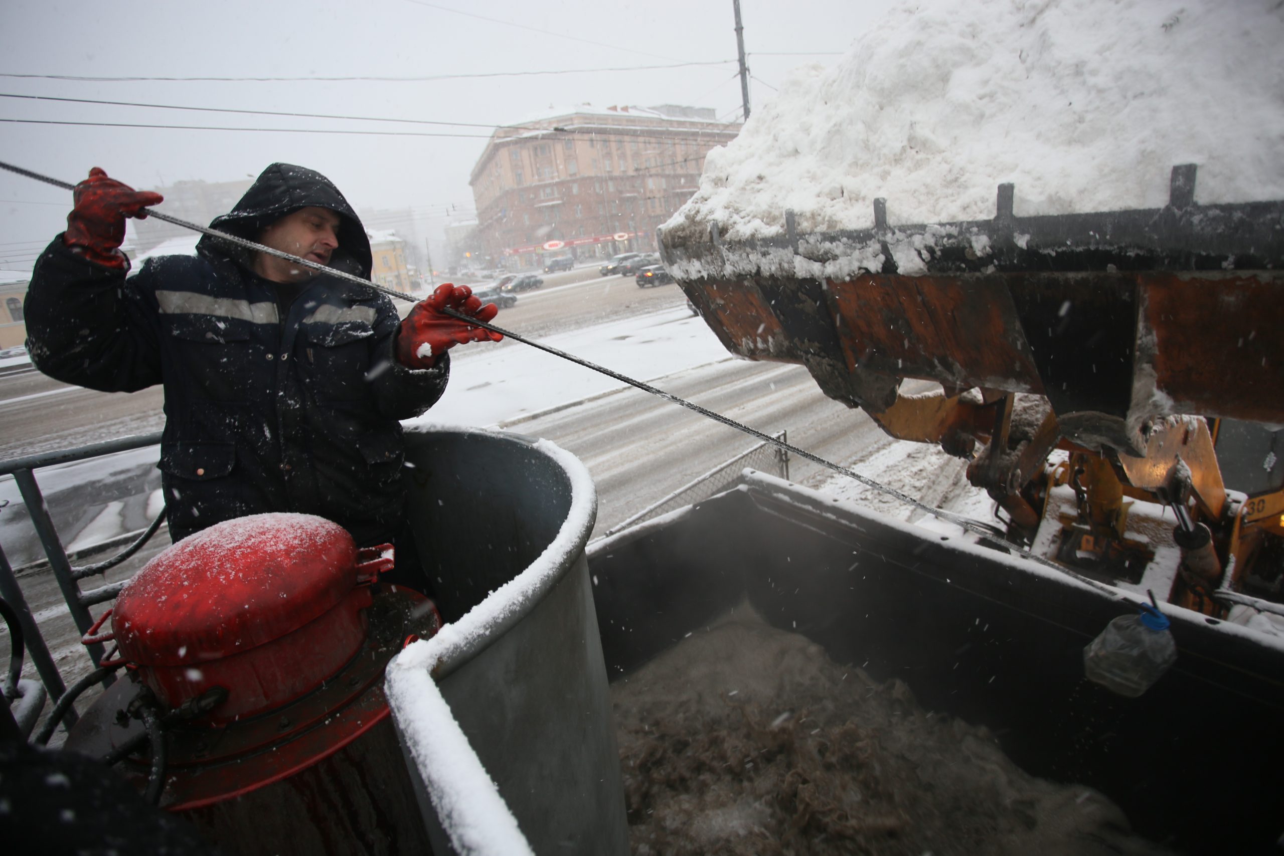 Коммунальщики Москвы расплавили шесть миллионов «кубов» снега в декабре и январе