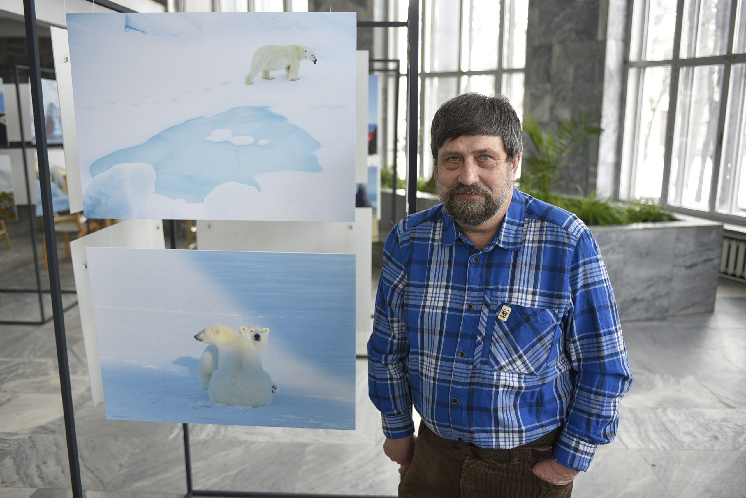 27 февраля 2021 года. Ученый Михаил Стишов на фотовыставке о белых медведях в ЗИЛе. Фото: Пелагия Замятина