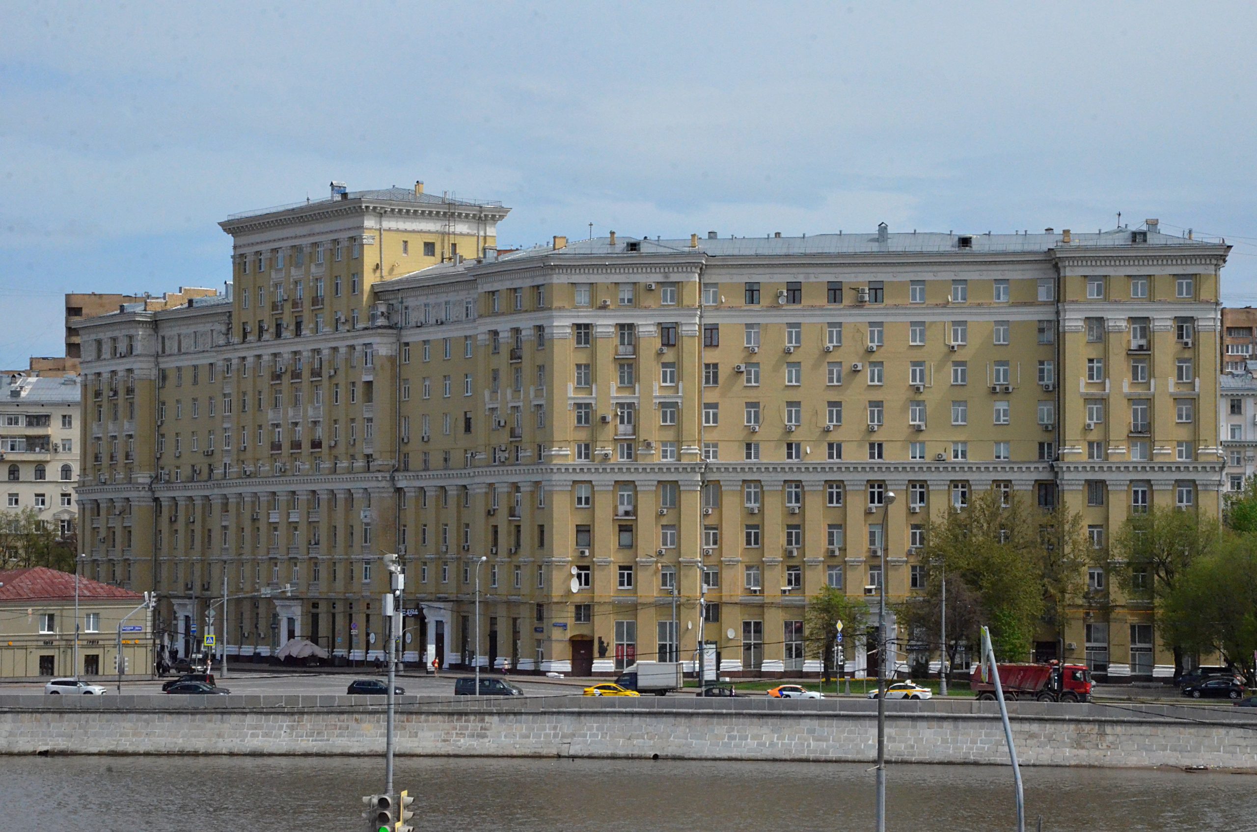 Москва реализовала свыше 200 помещений по льготной ставке на электронных торгах