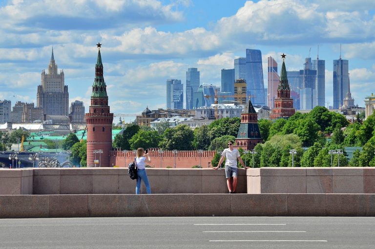 Жителям столицы рассказали о работе молодежных некоммерческих организаций