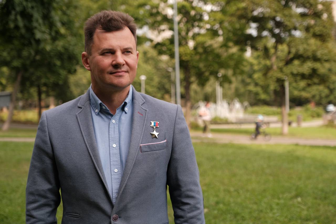 Роман Романенко выступил с инициативой запрета организации платных парковок во дворах жилых домов