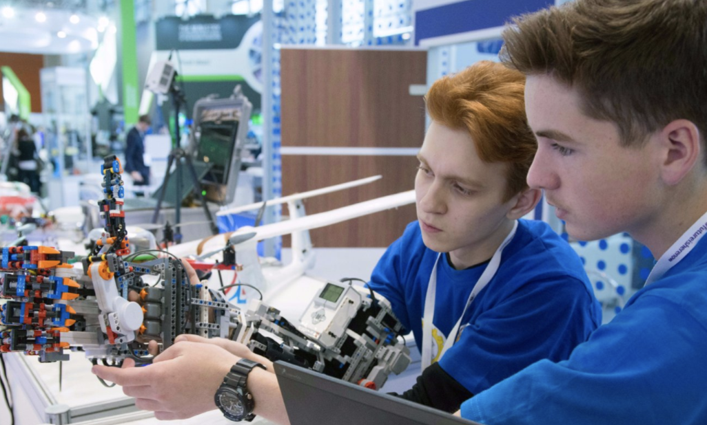 Детский технопарк «Москва» завоевал серебро на международном конкурсе по искусственному интеллекту