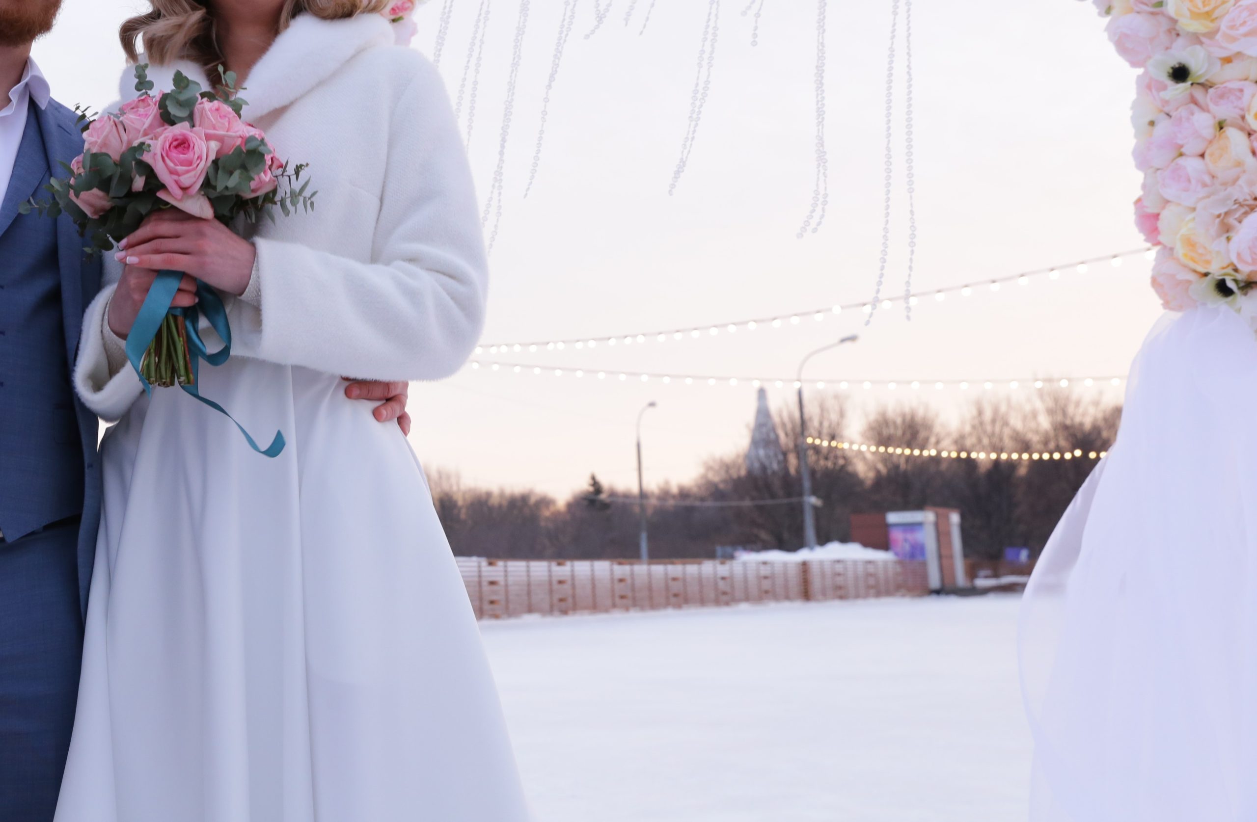 Более шести тысяч пар поженились за прошлый месяц в Москве