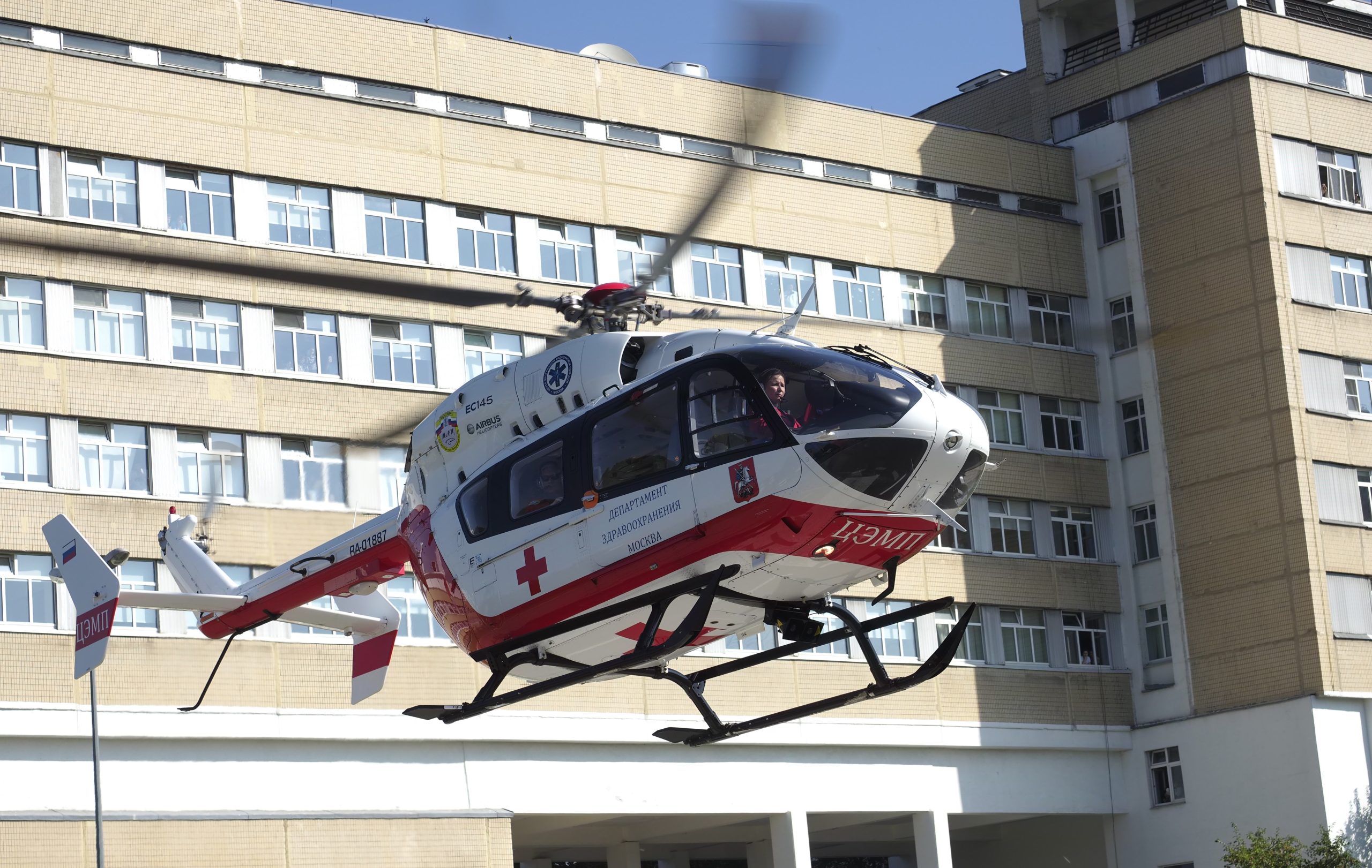 Вертолетную площадку запланировали построить на территории больницы Буянова