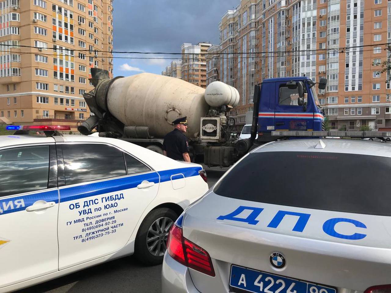 Председатель Общественного совета при УВД по ЮАО Харис Ильясов принял участие в профилактическом рейде сотрудников полиции