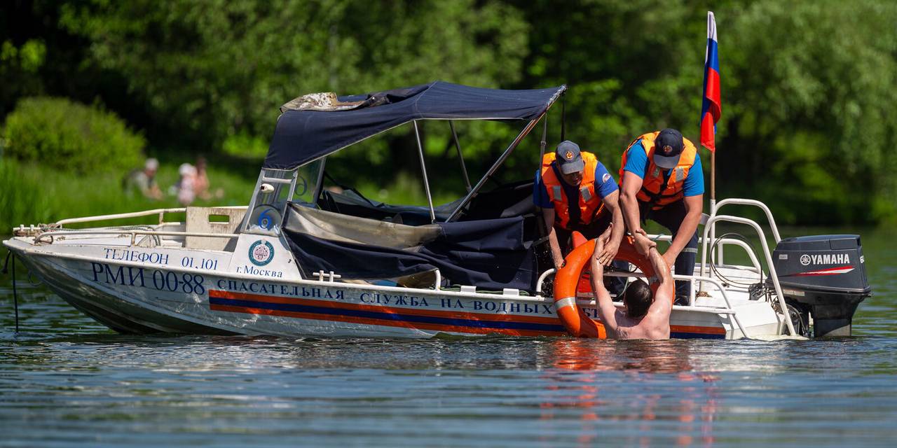Спасатели на воде предотвратили несчастный случай