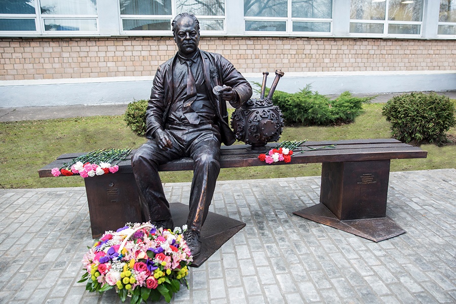 Правительство страны учредит пять стипендий в честь 100-летия со дня рождения Николая Басова