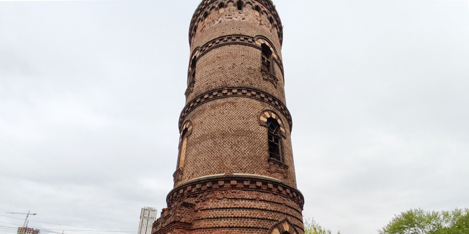 Водоемную башню XIX века отреставрируют на юге столицы