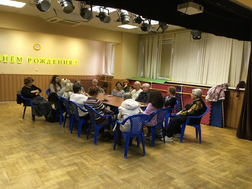 Заседание литературного клуба провела Молпалата Царицыно совместно с ЦД «Личность»