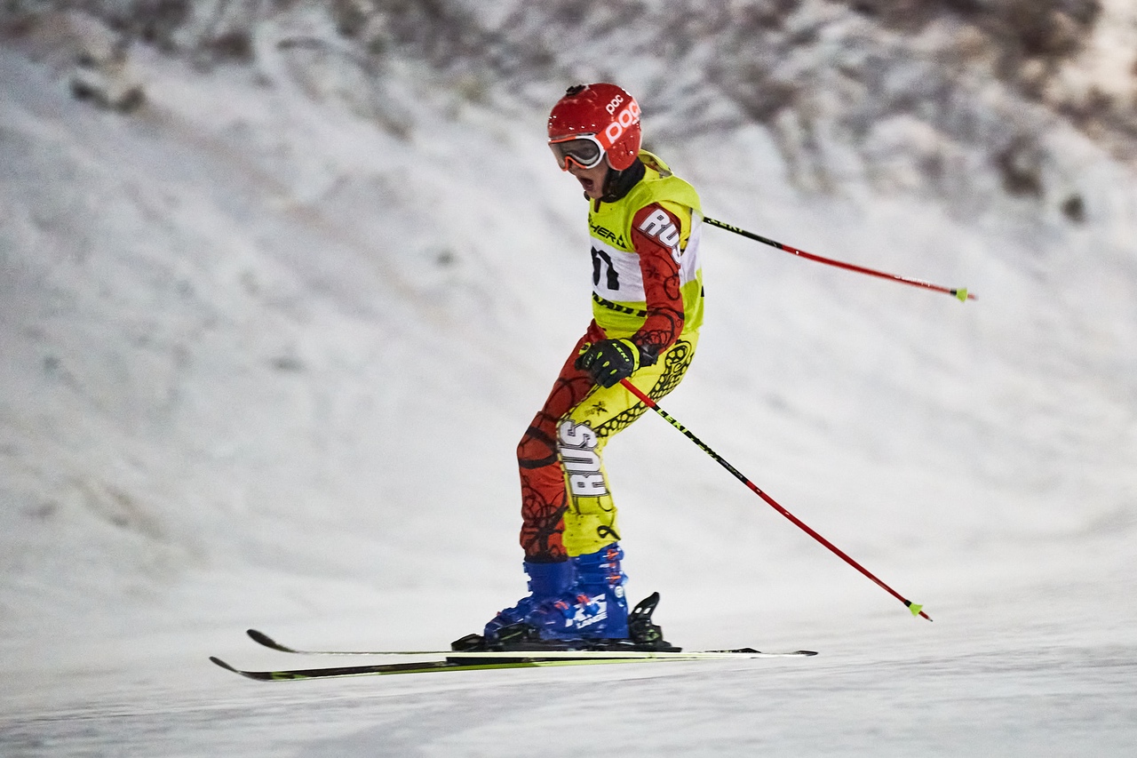 Спорткомплекс «Кант» запылит склоны снегом для занятий на лыжах и сноуборде