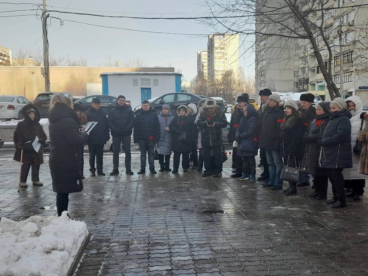 Молпалата Чертанова Северного поучаствовала в мемориально-патронатной акции