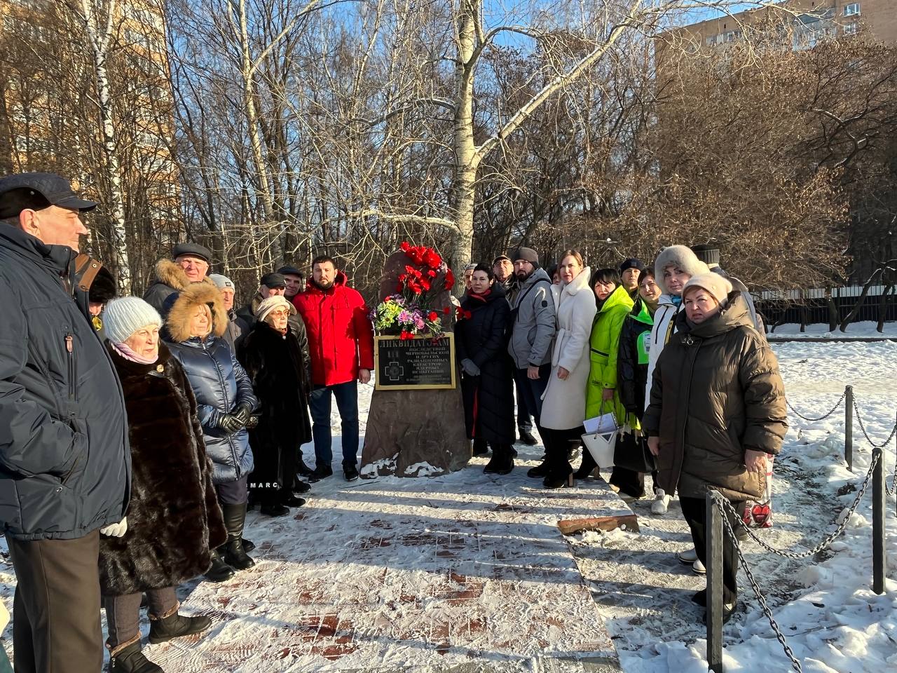 Мемориально-патронатную акцию посетили представители ЦД «Личность»