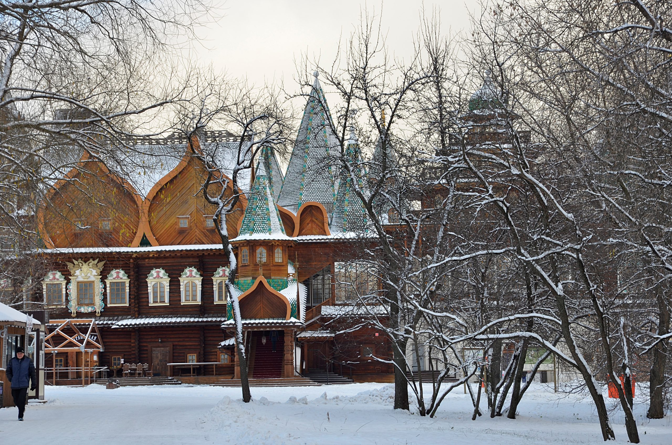 Туристический портал представил подборку мест для зимних фотосессий