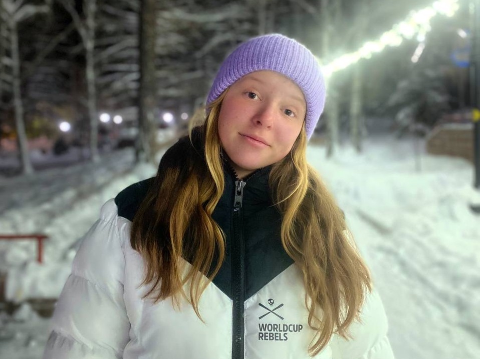 Многократный призер юниорских стартов Анастасия Бронская: Горные лыжи — это риск и красота