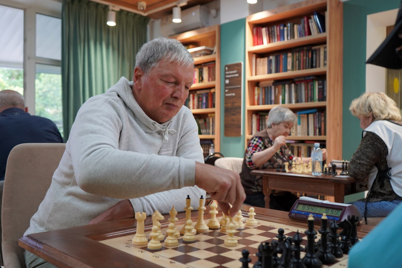 Посвятил победу любимой жене