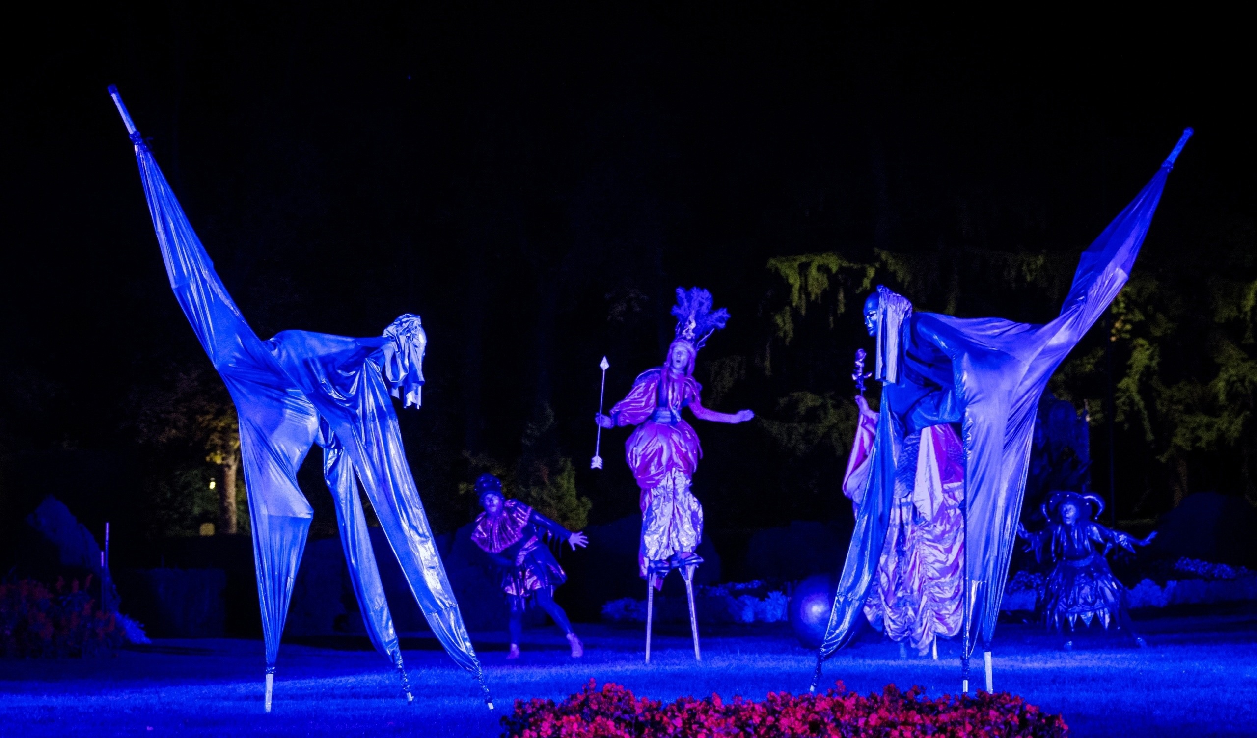 Пантомима в стиле барокко: Постановку «Золотой век» покажут в парке «Остров Мечты»