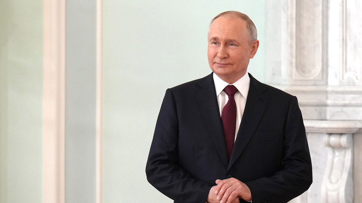 Владимир Путин поздравил жителей столицы с Днем города