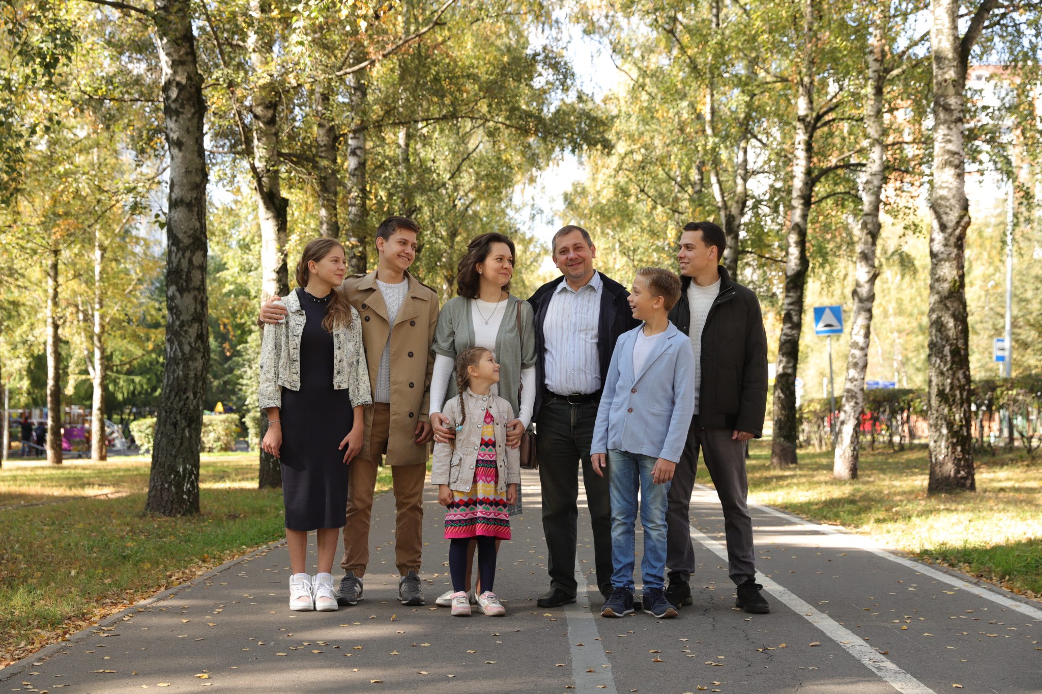 Фильм christmas. Семьи из южной кореи. Магазин первый семейный южный сахалин. Корейская семья. Агентство недвижимости южно-сахалинск южный город.