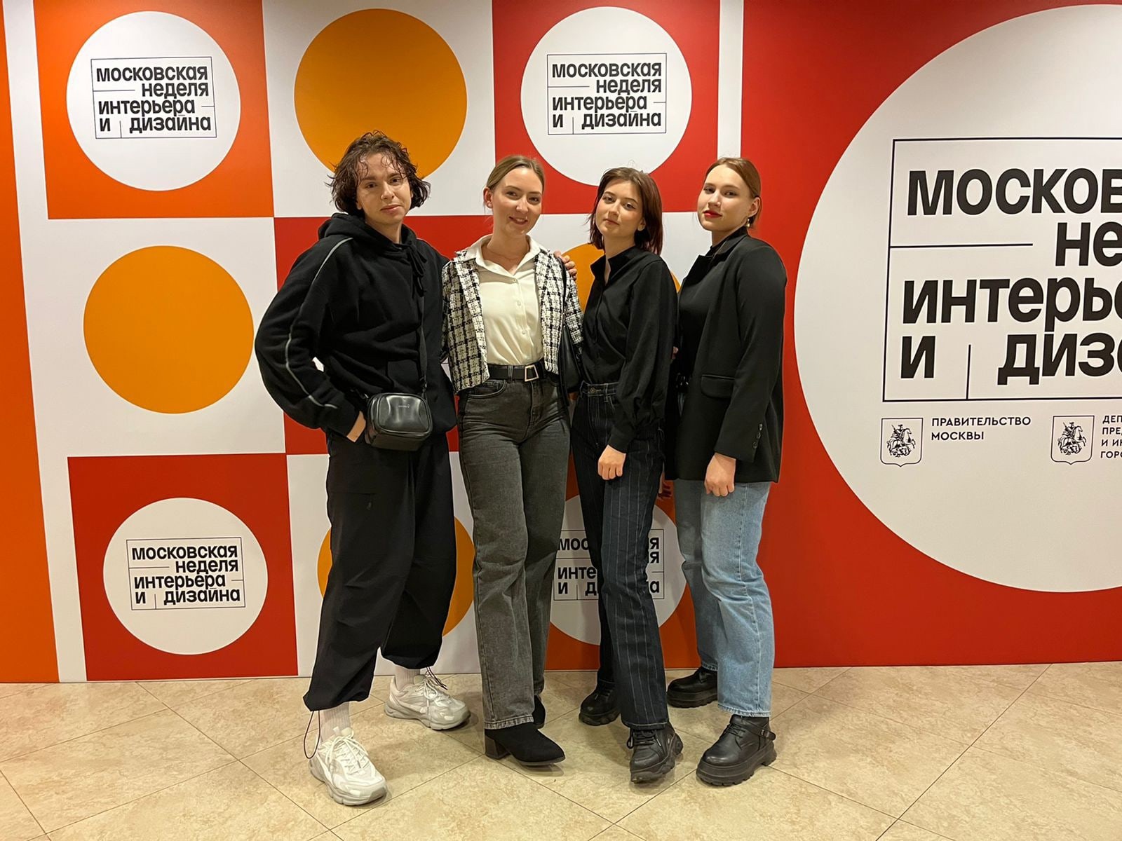 Творческий досуг: Студенты Колледжа ДПИ приняли участие в Московской неделе интерьера и дизайна