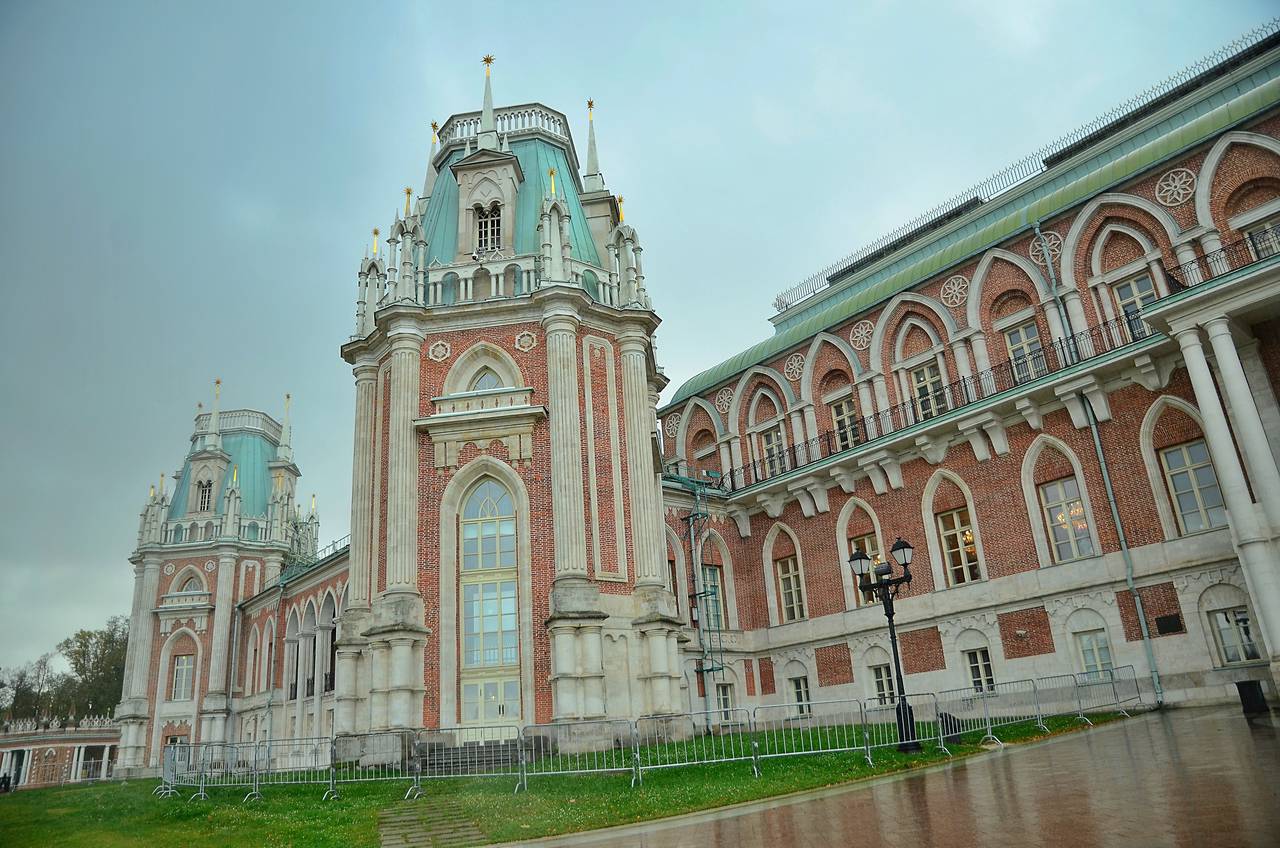 Москвичи назвали музей-заповедник «Царицыно» лучшим для отдыха на свежем воздухе