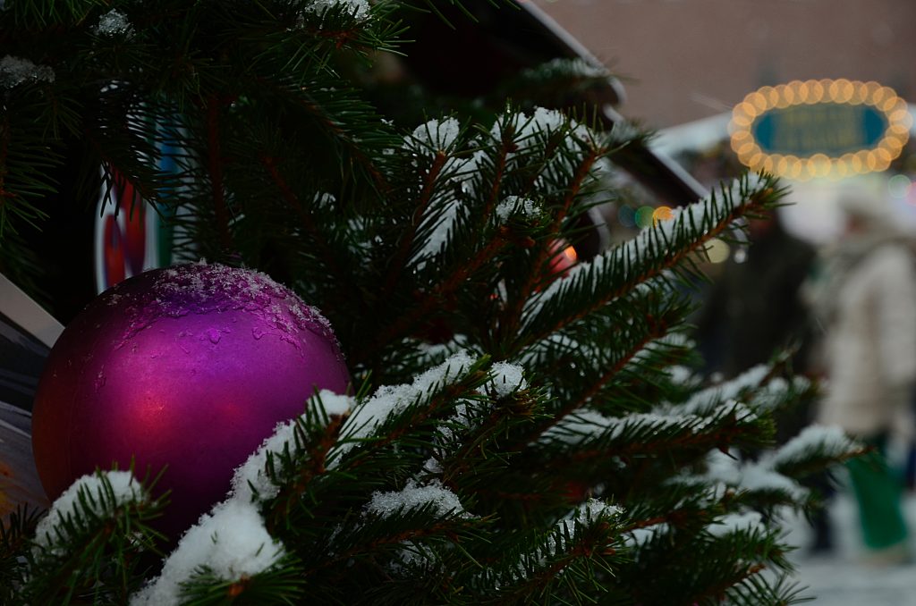 В Новый год всех объединяет одно — вера в чудеса. Фото: Анна Быкова, «Вечерняя Москва»