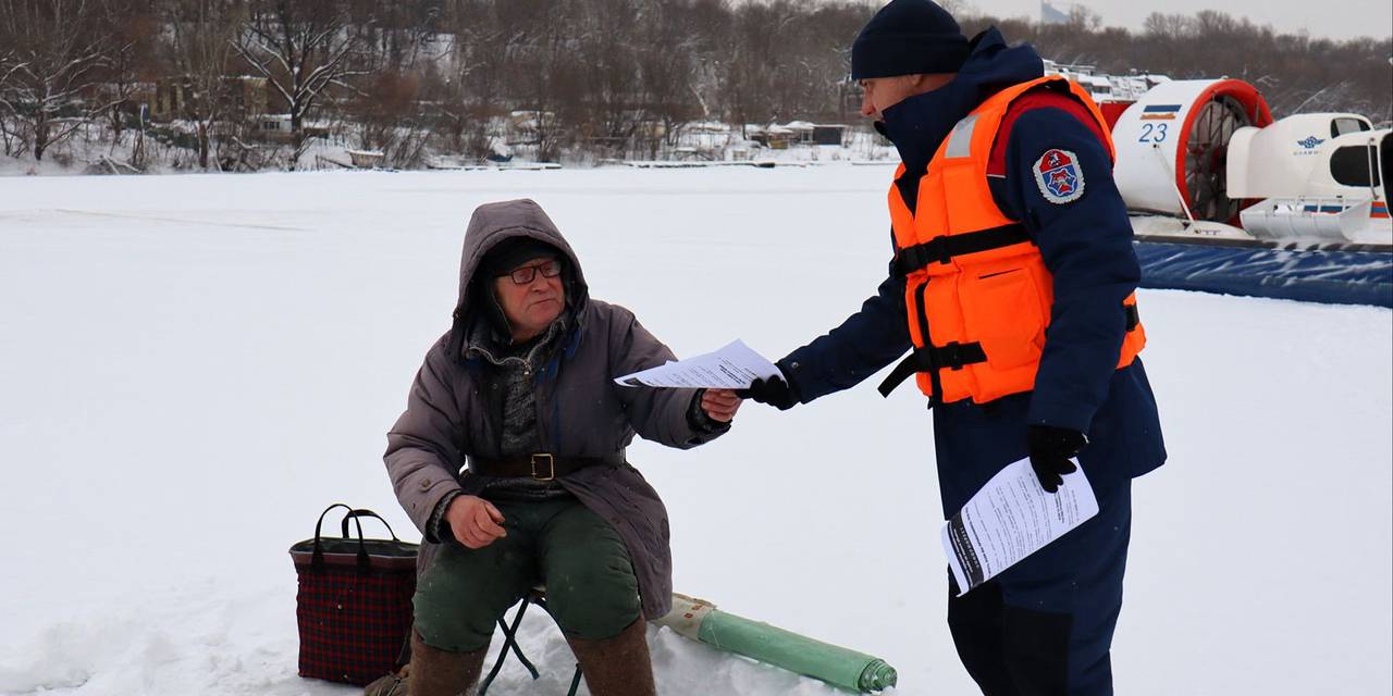 Лучшие помощники спасателей: специалисты рассказали о профилактике происшествий на воде зимой