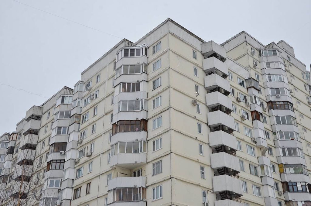 Здание, в котором жил писатель, расположено по адресу: улица Люсиновская, дом №53. Фото: Анна Быкова, «Вечерняя Москва»