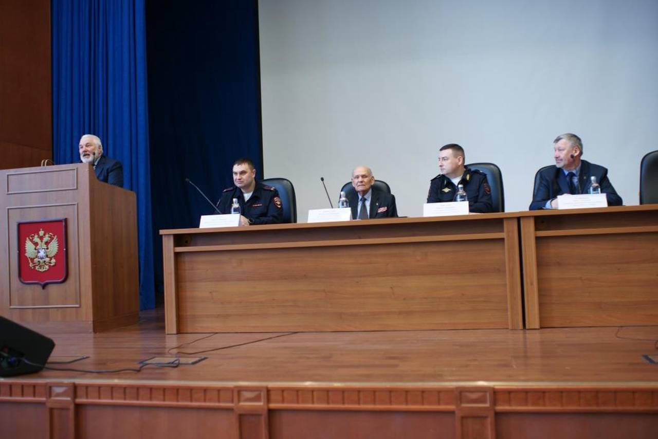 В УВД по ЮАО ГУ МВД России по г. Москве прошли торжественные мероприятия, посвящённые Дню защитника Отечества