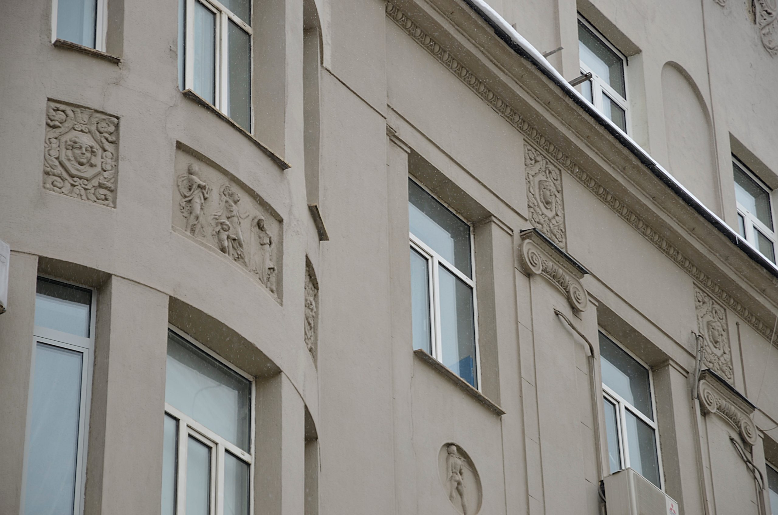 Специалисты завершили капремонт дома 1981 года постройки на юге Москвы