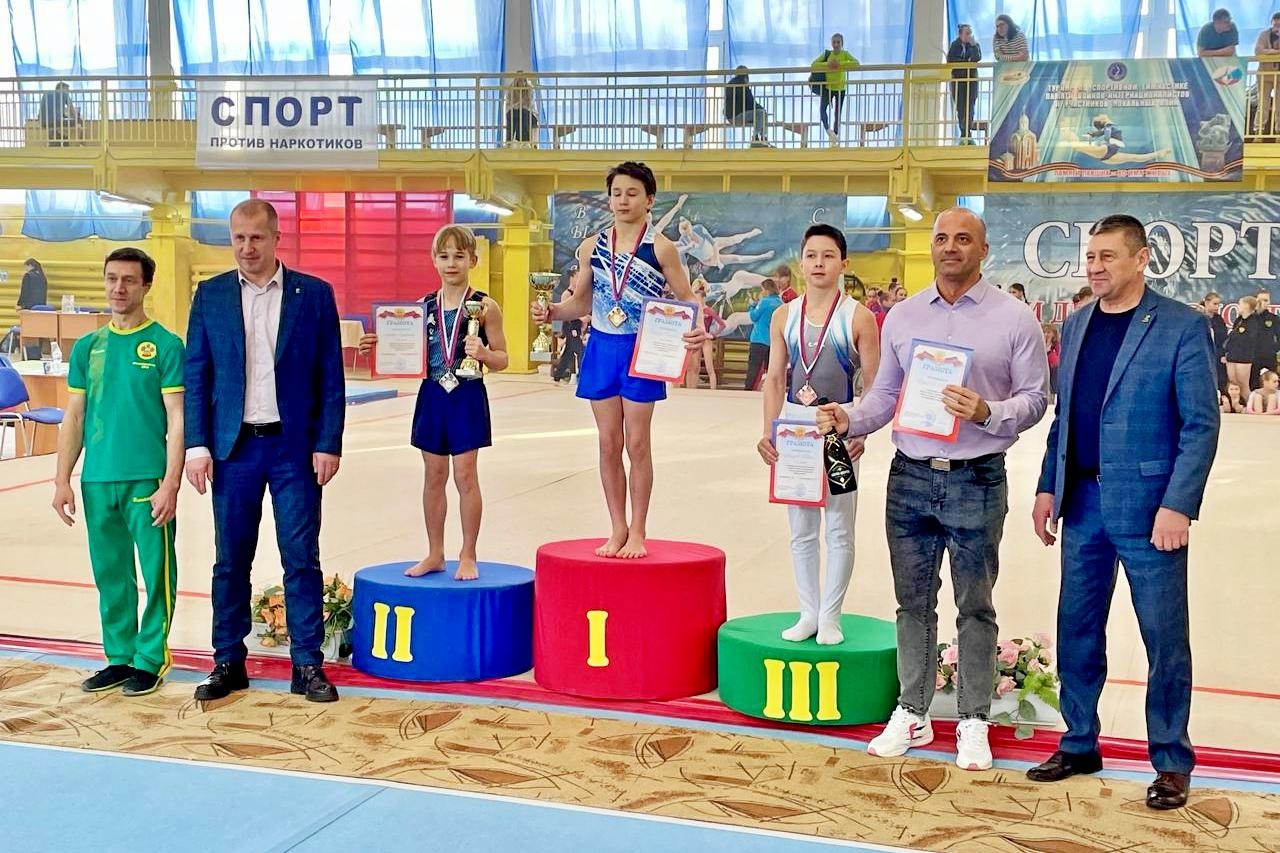 Победу в соревнованиях по гимнастике одержали воспитанники МКСШОР «Юг»