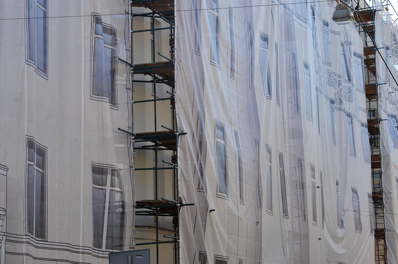 Заброшенное здание в Даниловском районе восстановят по решению суда