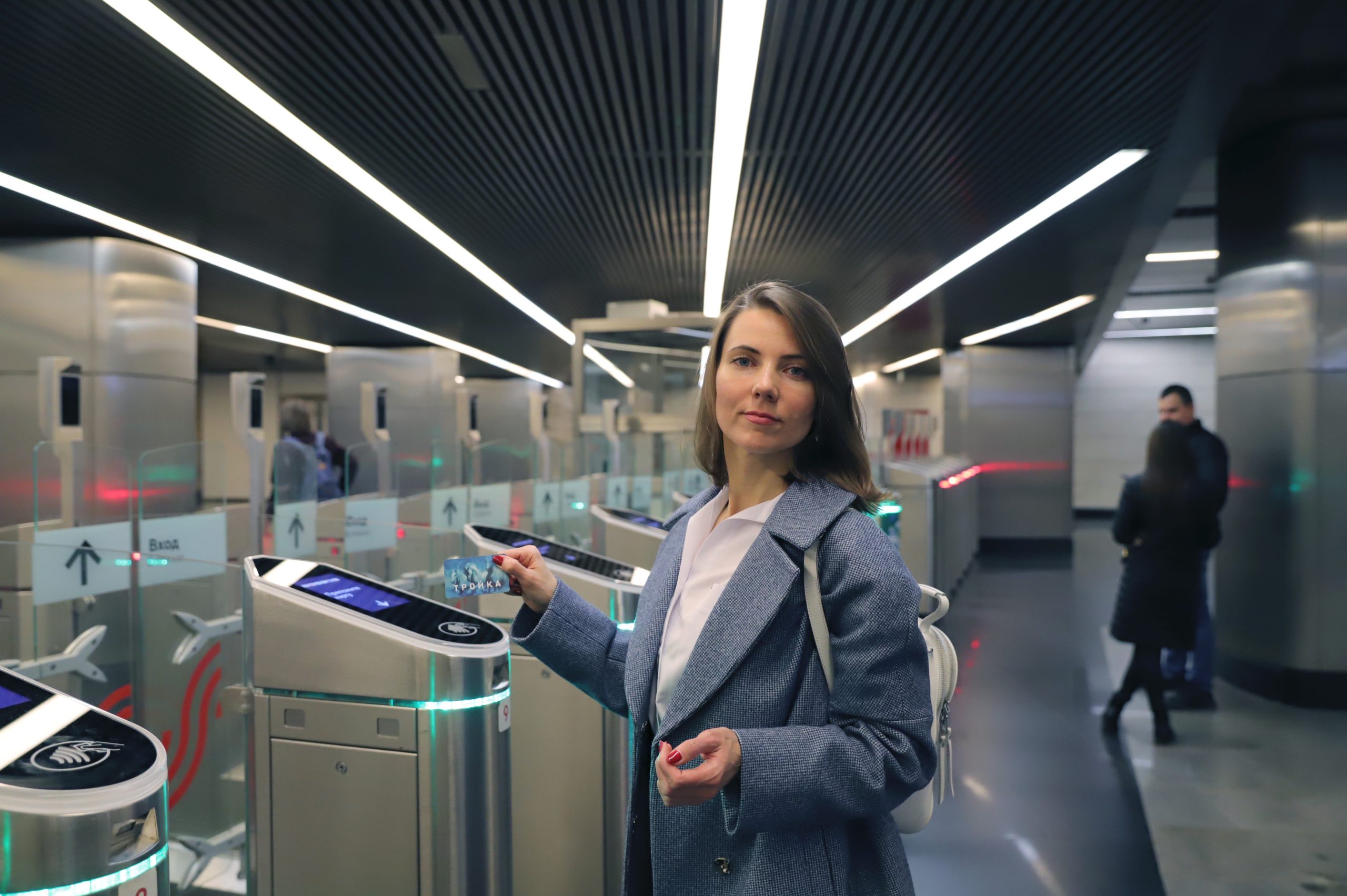 Заводы производят товары для метро