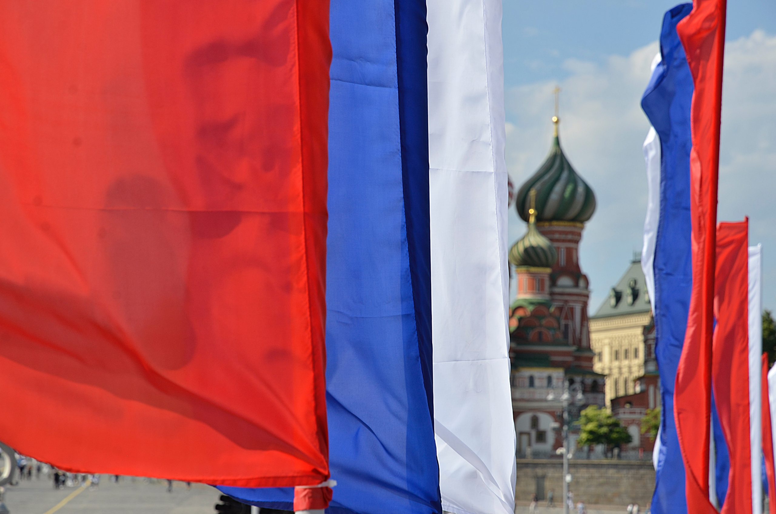 Дождь с грозой: на День России спрогнозировали облачную погоду без прояснений