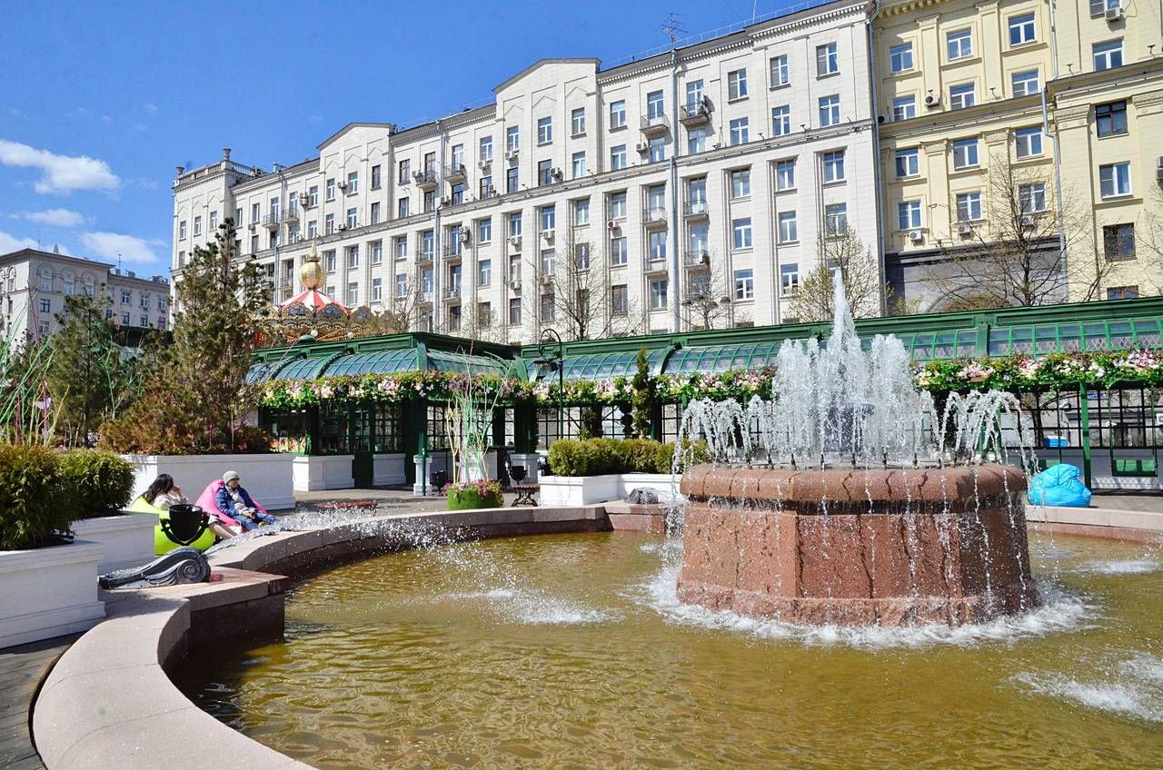 Мода и красота: в центре Москвы откроются бьюти-штабы для столичных выпускников