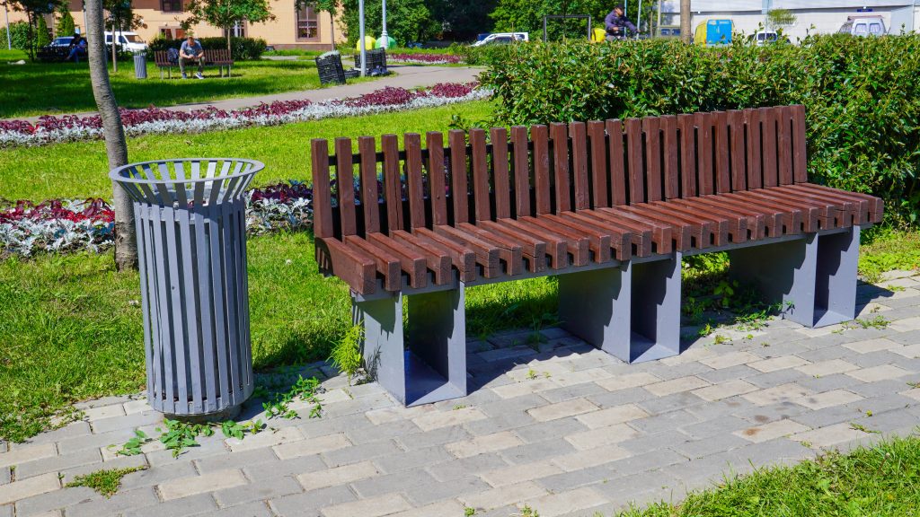 Столичные коммунальщики обустроили несколько общественных пространств в Донбассе. Фото: Анна Быкова, «Вечерняя Москва»