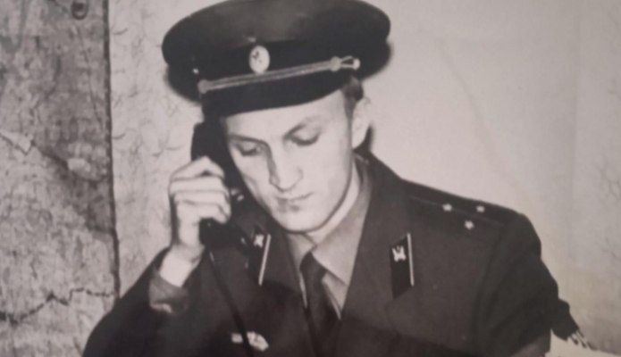 В День офицера России работник Учебного центра ГО и ЧС Москвы рассказал о своем пути в военной профессии