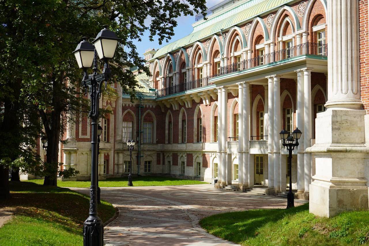 Львы, орлы и краснозобые казарки: выставку анималистического искусства откроют в МЗ «Царицыно»