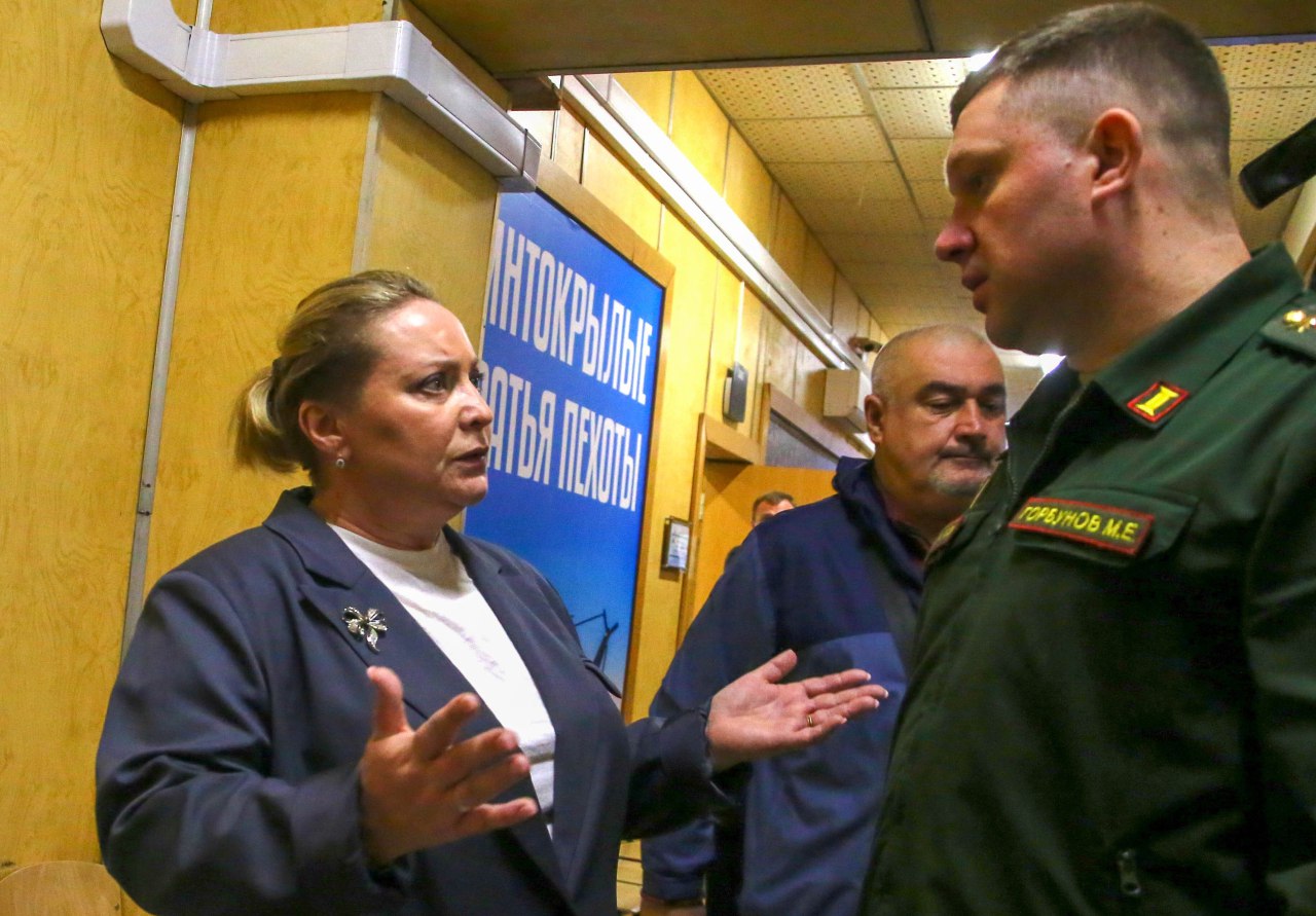 Актриса Светлана Пермякова встретилась с контрактниками в Едином пункте отбора на военную службу в Москве