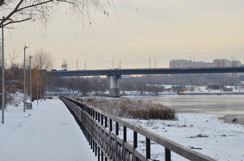 Что скрывается под мостовой