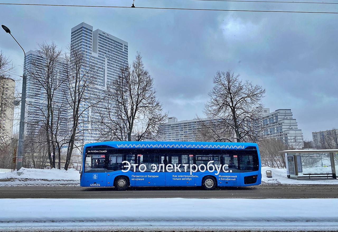 Работу маршрутов наземного городского транспорта продлили в крещенскую ночь