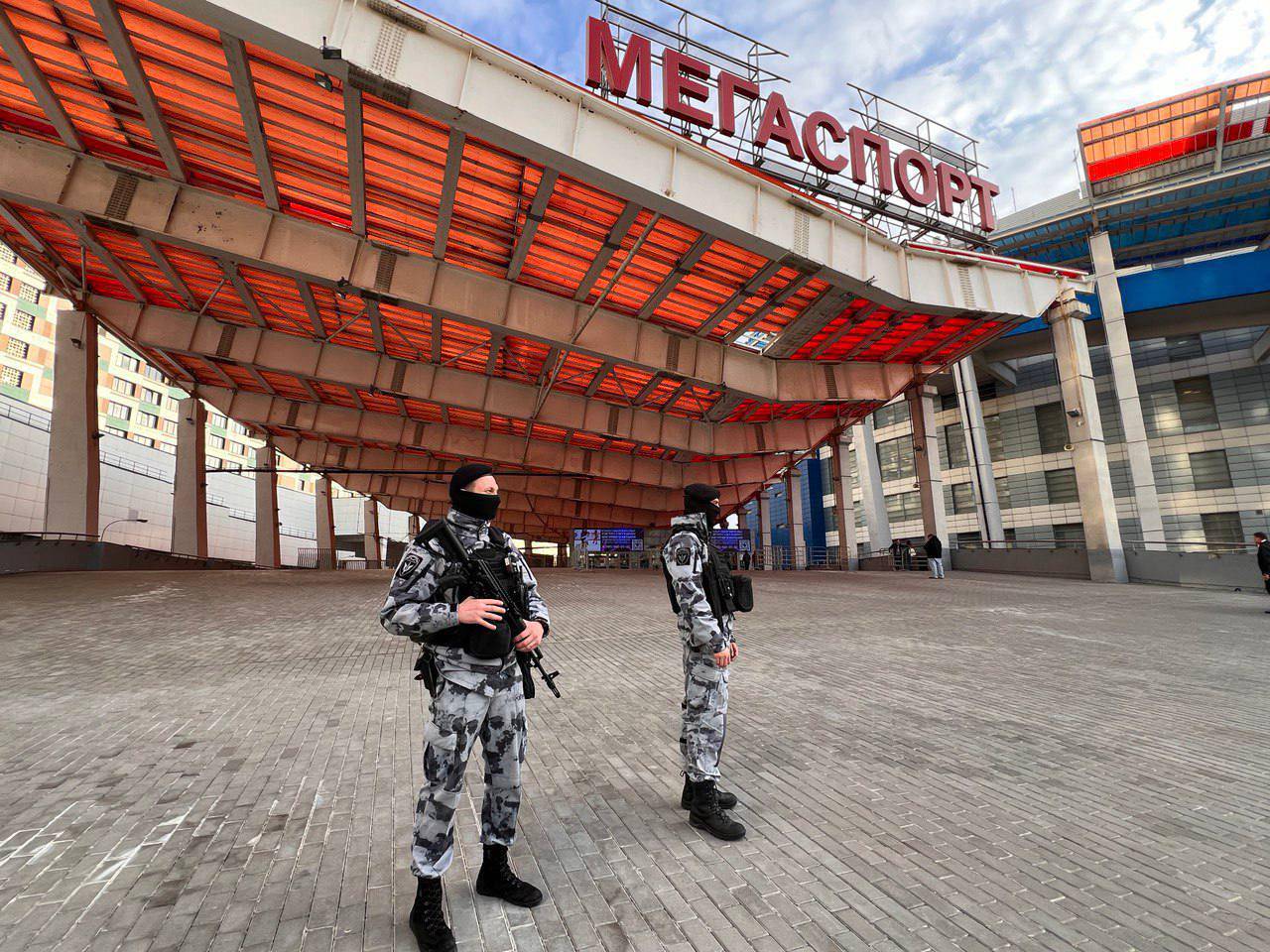 Правопорядок на хоккейном матче в столице обеспечили росгвардейцы