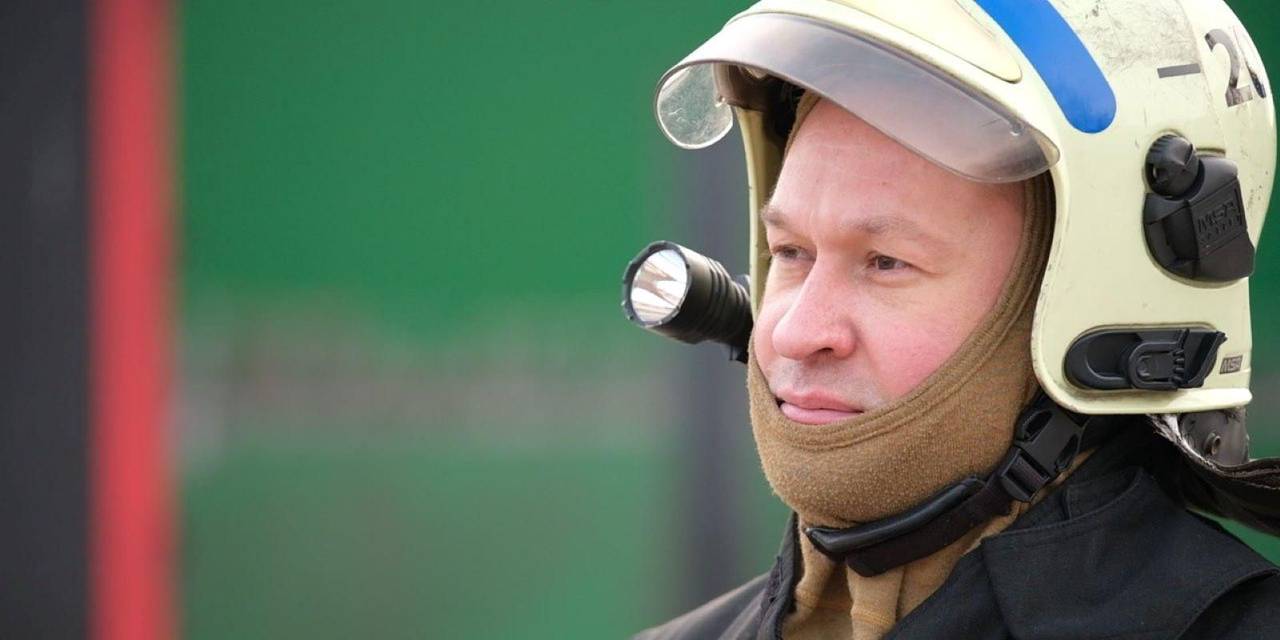 Герои в форме и в донорских креслах: как работники столичного Пожарно-спасательного центра спасают жизни